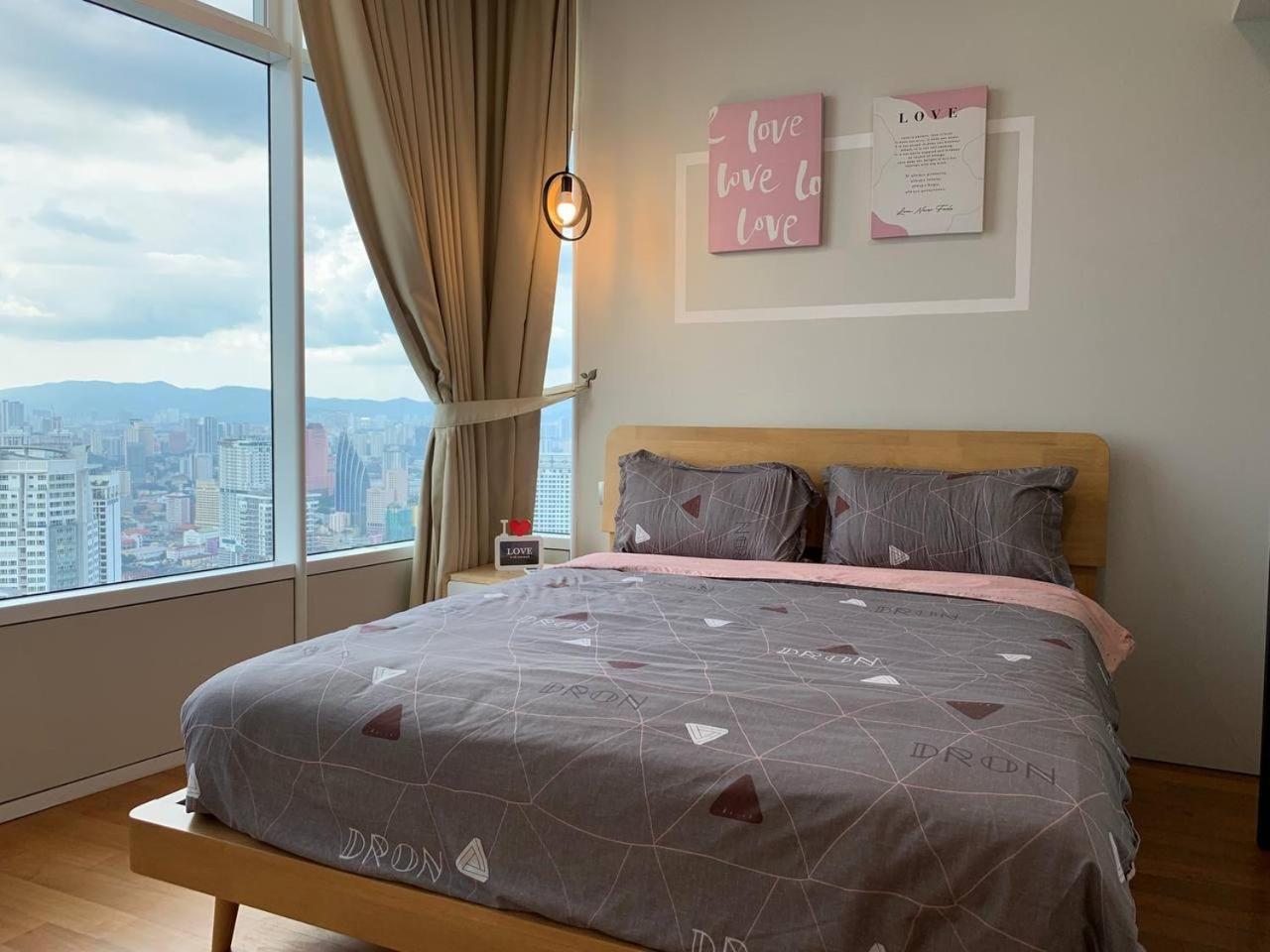 Sky Suites Klcc At Куала-Лумпур Экстерьер фото