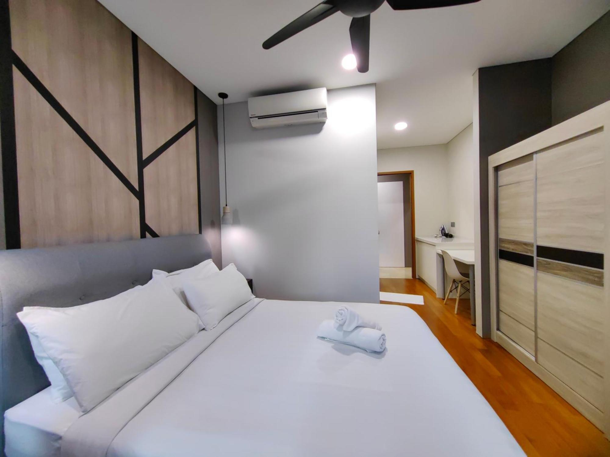 Sky Suites Klcc At Куала-Лумпур Экстерьер фото